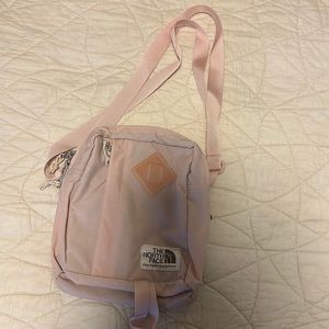 The north face crossbody, light pink